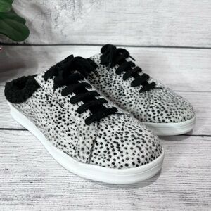 RAMPAGE Fleece Trim Lace-up Open Back Sneaker Size 8